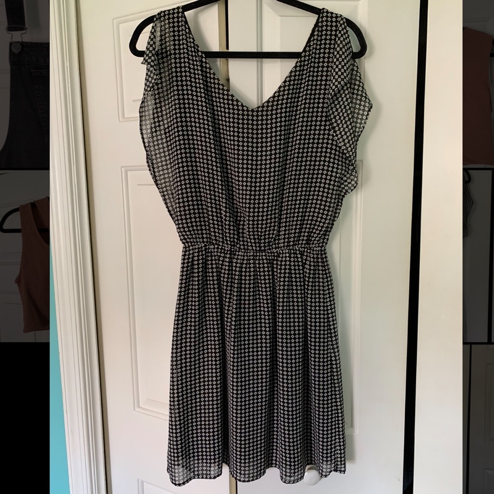 Gap Black and White Patterned Dress